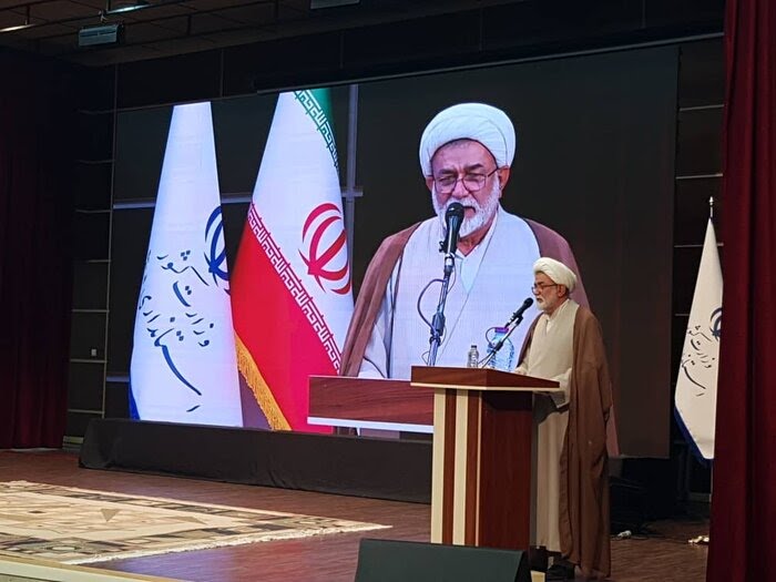 از حذف تعرفه گوجه فرنگی و افزایش سفرهای ملوانی تا همدلی نمایندگان و مسئولین استان برای رفع موانع و چالشهای پیش روی استاندار جدید