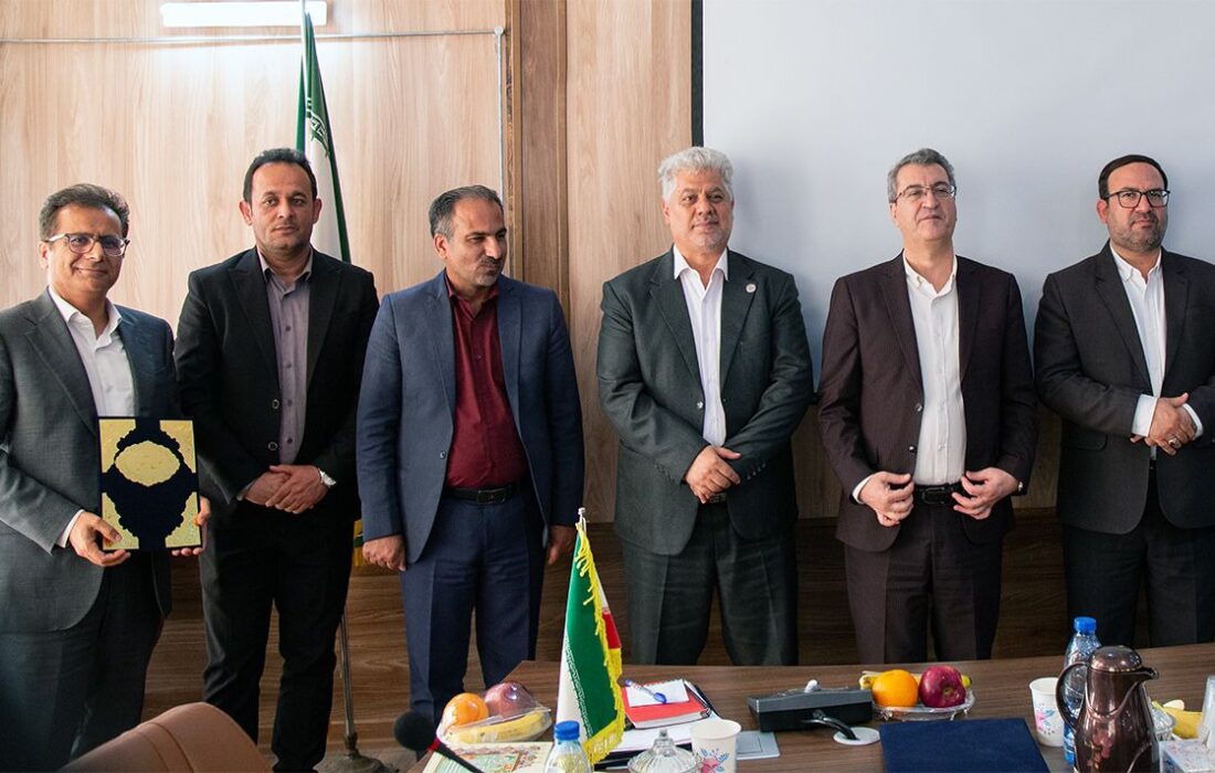 تقدیر از پتروشیمی نوری برای کاشت ۸۸۰۰ نهال حرا