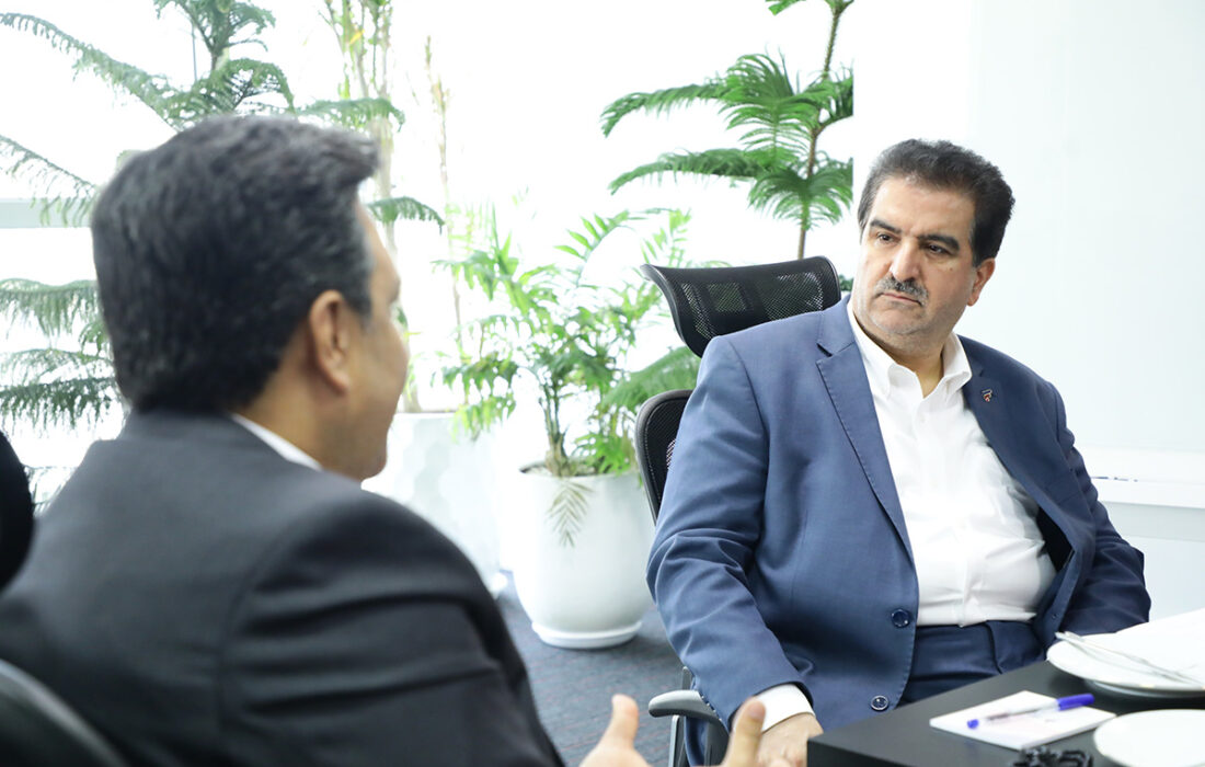 مدیرعامل بانک رفاه کارگران با مدیرعامل پتروشیمی نوری دیدار کرد
