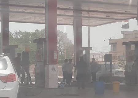 تعمیر کامل نازل‌های پمپ‌بنزین‌های شهرستان دیر و برخورد قاطع با قطعی برق خارج از برنامه