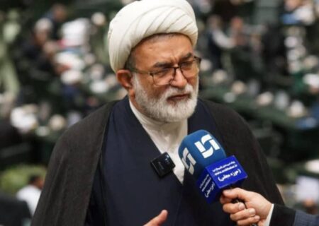 احمدی: نقشه راه رهبری برای عبور از چالش‌های انرژی، تکیه بر نخبگان و هوش مصنوعی است