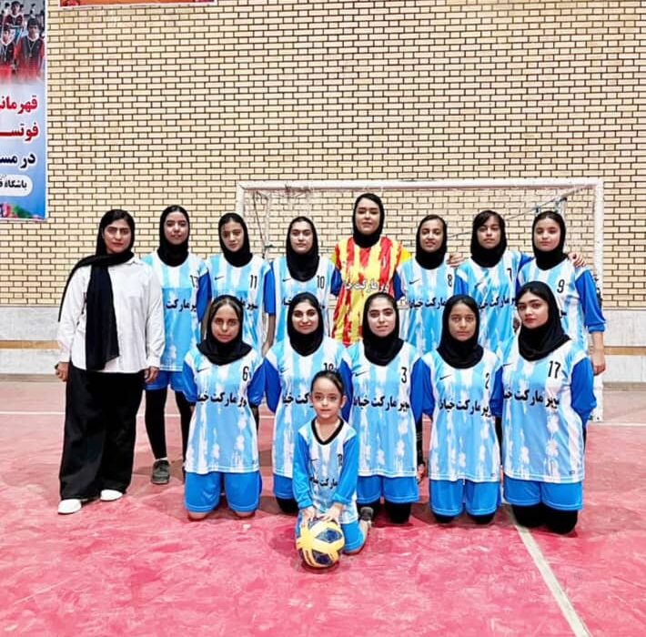 تیم فوتسال بانوان «شهیده فاطمه قایدی» بردخون رسماً فعالیت خود را آغاز کرد