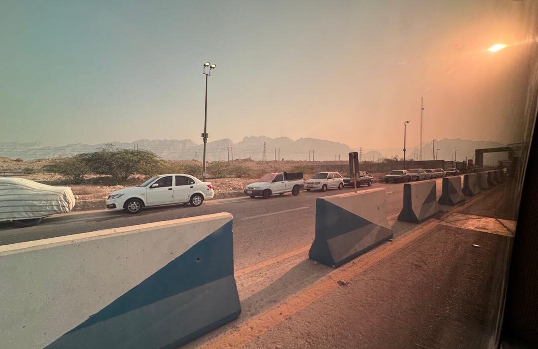 اعتراض کارکنان به محدودیت ورود خودرو و گرانی رفتوآمد در منطقه ویژه