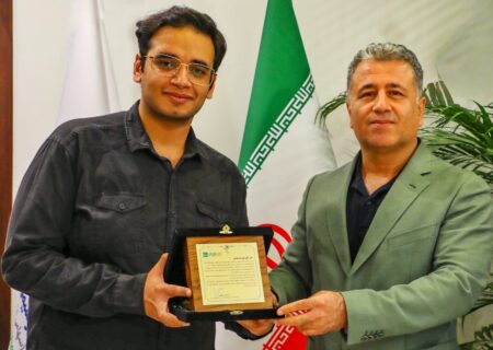 پتروشیمی پارس، پیشتاز صنایع استان در تجلیل از رتبه یک کنکور زبان‌های خارجی