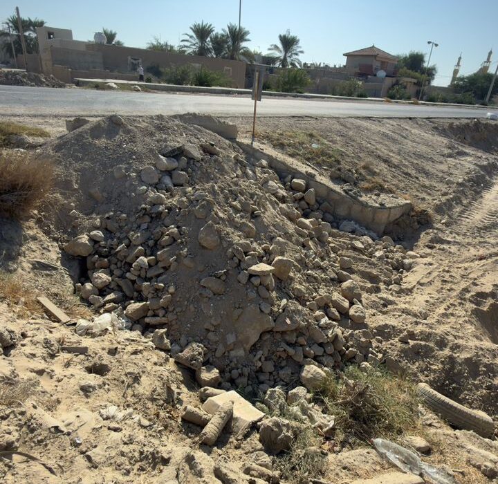 شما اداره آگاهی نیستید! اما شهر هم مدیر می خواهد؛ اعتراض به شهرداری بردخون پس از بستن دهانه پل کمربندی و مسدود شدن مسیر خروجی آب در محله جهادآباد