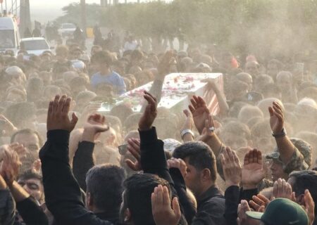 تشییع و تدفین باشکوه شهید گمنام در روستای سرمستان