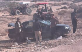 واژگونی دو پژو ۴۰۵ و یک پژو پارس در جاده‌های دیّر؛ پنج نفر مصدوم شدند