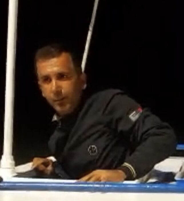 نجات معجزه‌آسای ۶ ملوان از غرق‌شدگی لنج باری با شجاعت ناخدا امید قائدی