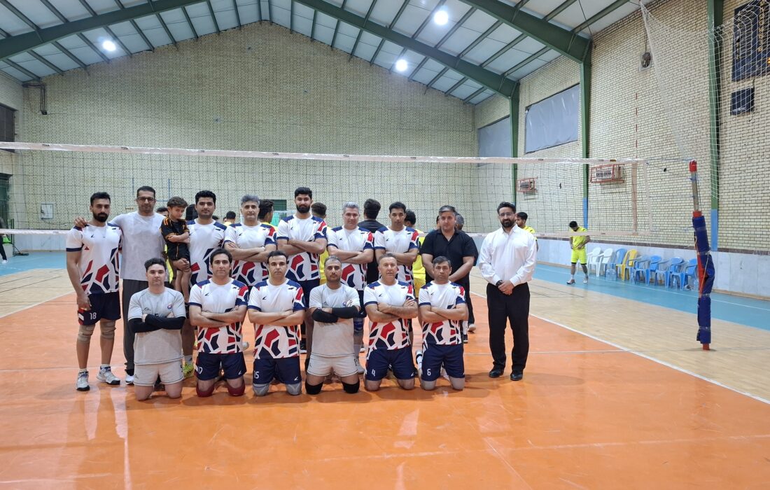 سکوی سومی لیگ والیبال شهرستان جم زیر پای تیم حراست پتروشیمی جم