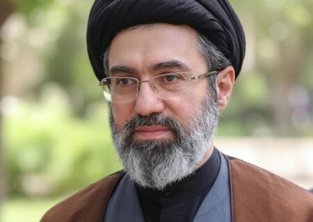 آیت‌الله سید مجتبی خامنه‌ای رهبر ایران شد