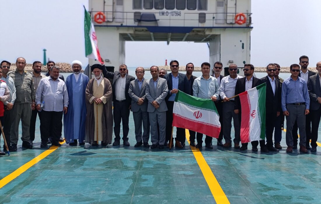 یاد شهدای دریانورد در آبهای خلیج فارس گرامی داشته شد / فرماندار دیّر: خلیج فارس نماد غیرت ایرانی است